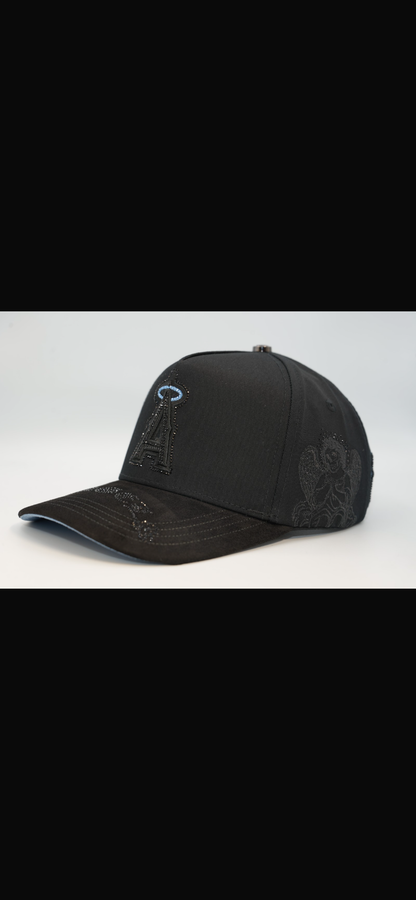 Angles total black